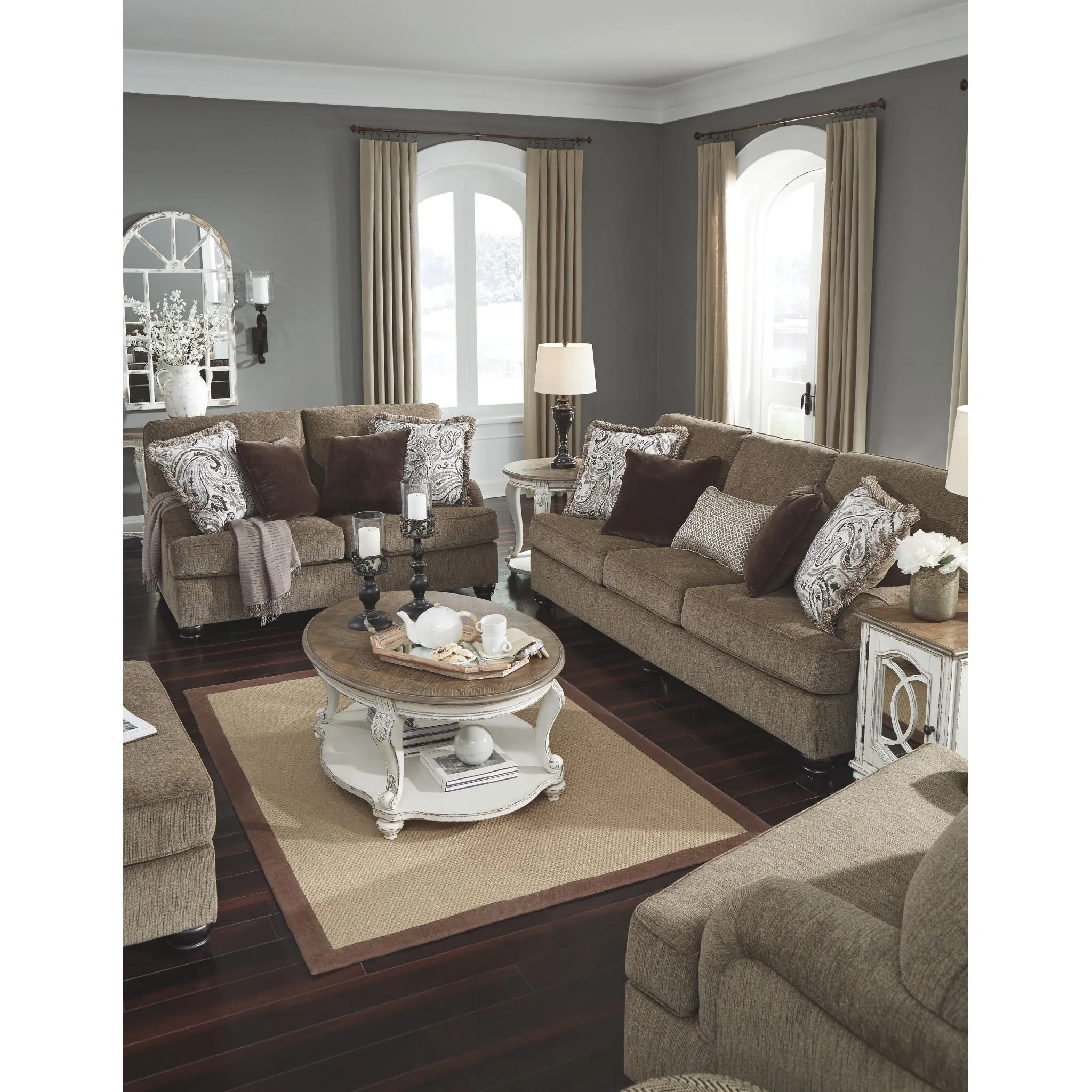 Braemar Loveseat - Brown