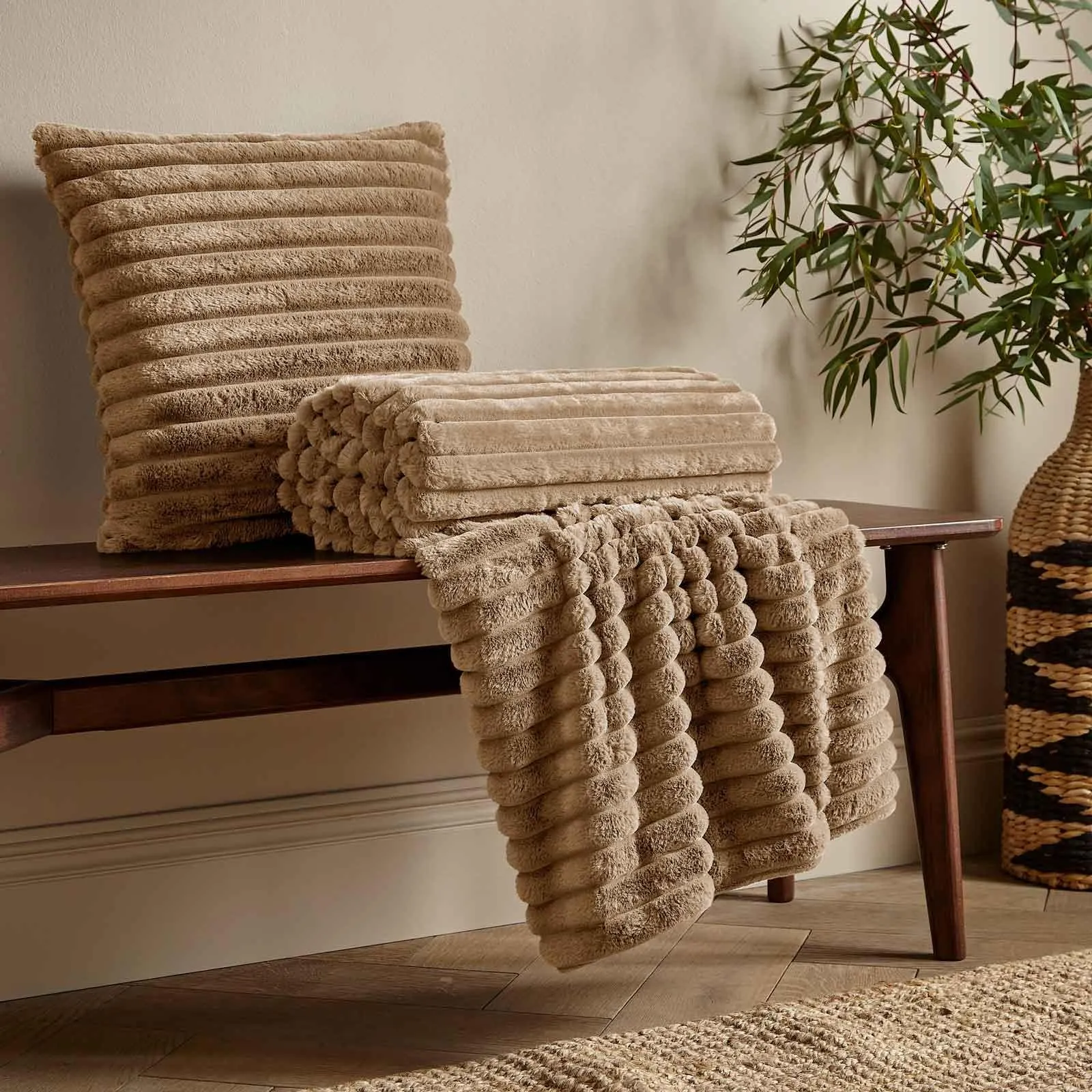 Cosy Ribbed Cushion Natural